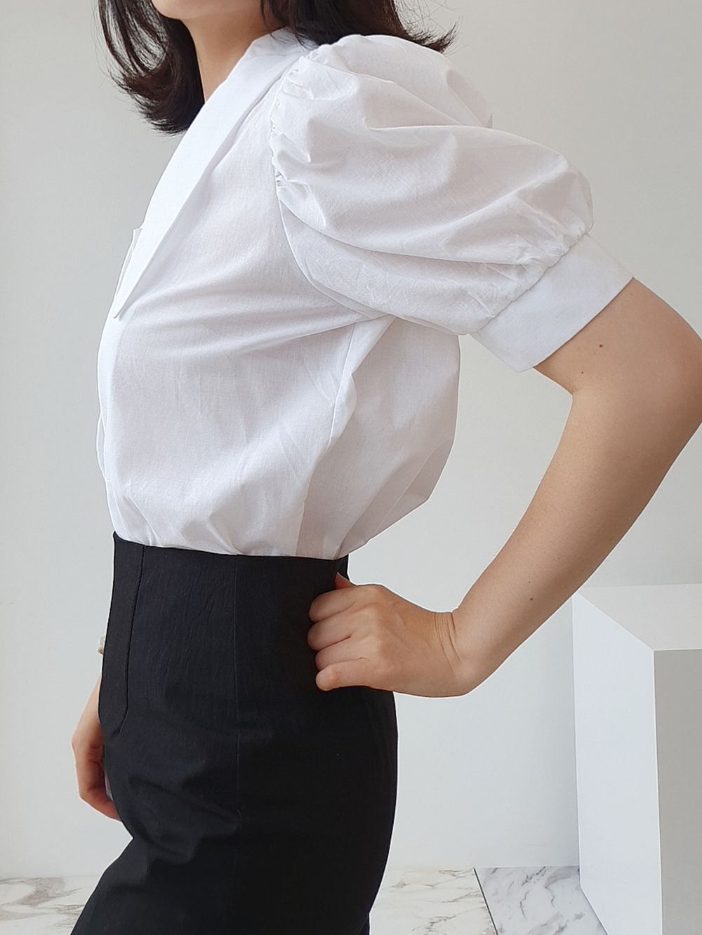 blouse model image-S1L57